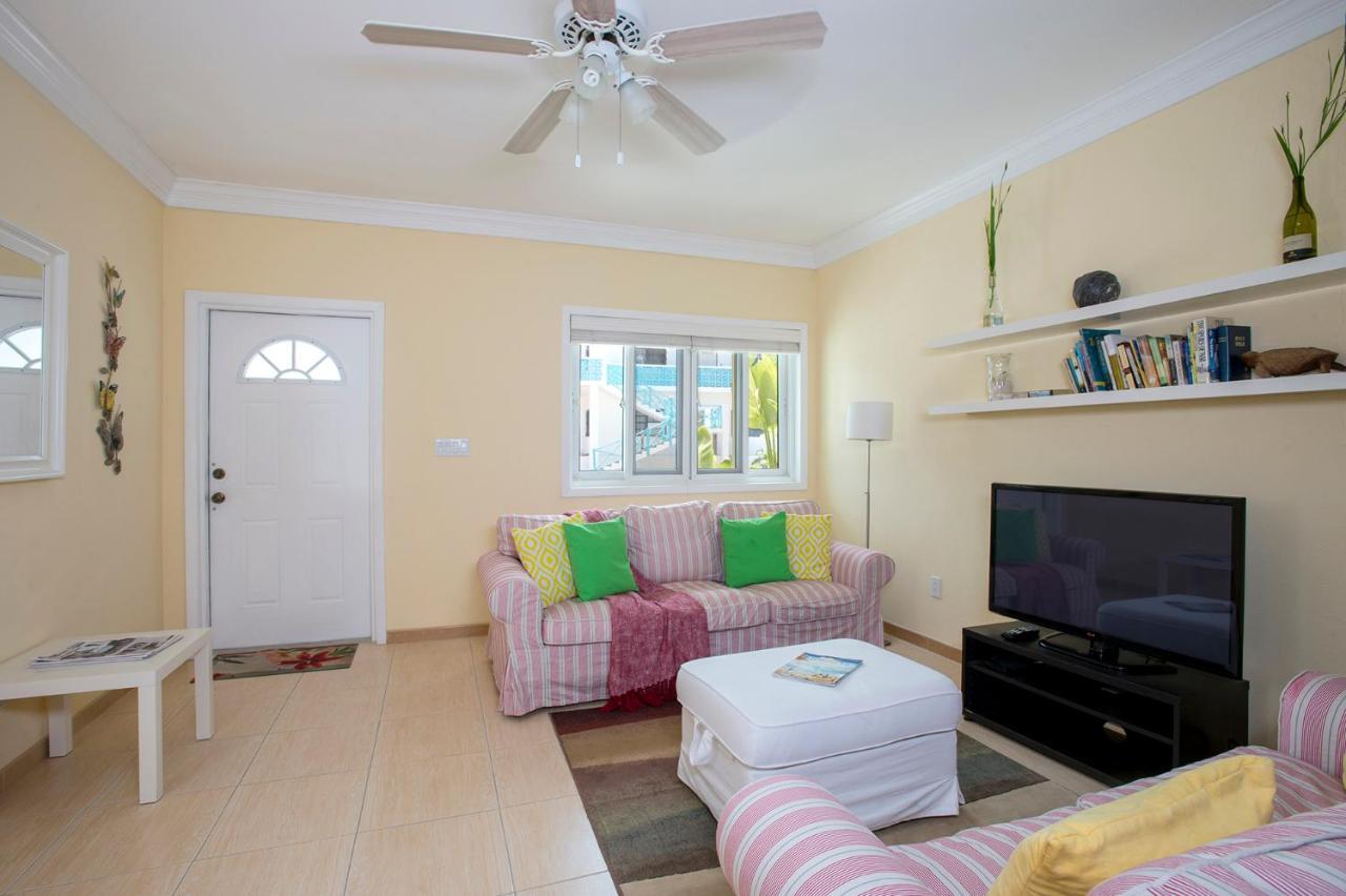 Sir Charles Guest House Palmetto Point Exteriér fotografie