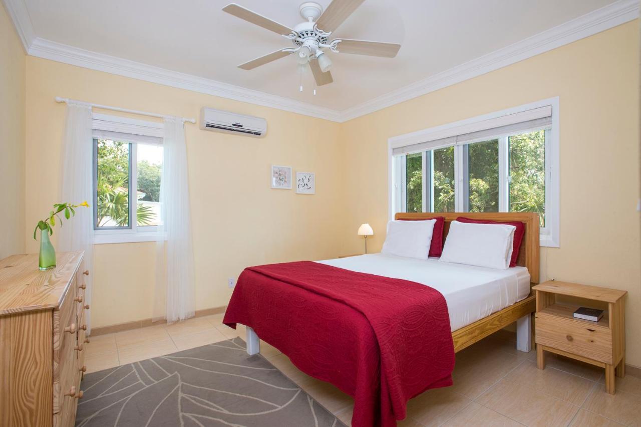 Sir Charles Guest House Palmetto Point Exteriér fotografie