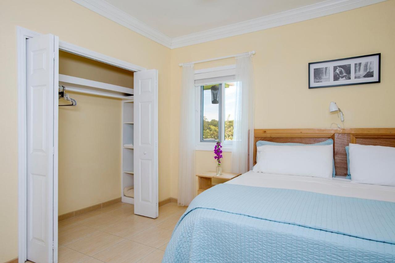 Sir Charles Guest House Palmetto Point Exteriér fotografie